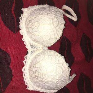 pink victoria’s secret white date night pushup bra